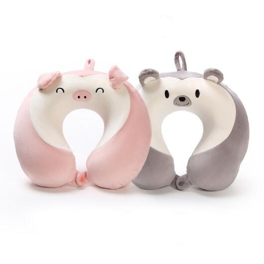 Pig u-shaped cushion